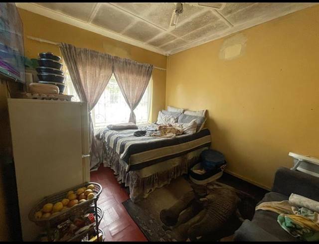 5 BEDROOM HOUSE FOR SALE IN BRIXTON